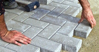 Тротуарная плитка оптом в Сланцах в октябре