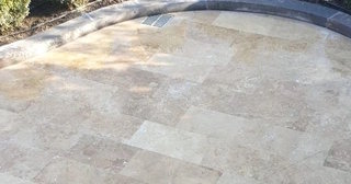 Укладка камня на бетонное основание в Сланцах - цена от 930 руб.