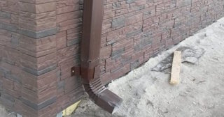Профессиональная отделка фундамента в Сланцах в октябре