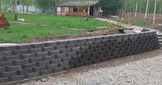 Установка подпорной стенки в Сланцах: качество и цена от 2841 руб.